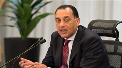 10 تطورات، رئيس الوزراء يستعرض إنجازات الحكومة في القطاعات الاقتصادية المتنوعة