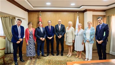 محمد عبد اللطيف: نتطلع لشراكة أعمق مع فرنسا في مجالي التعليم العام والفني