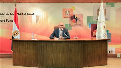 الكتب المدرسية تصدر حصريًا عن الوزارة، ولا يسمح بأي كتب خارجية