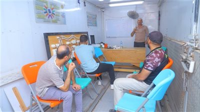 وزارة العمل تتيح تدريبات مجانية على الحرف التراثية ومهنتي السباكة والكهرباء (صور)