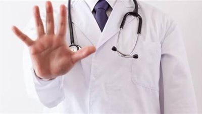 50 ألف جنيه غرامة، عقوبة التعدي على الأطباء بالقانون الجديد