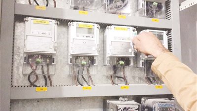 لترشيد الكهرباء، الأجهزة الأمنية تضبط 117 مخالفة لمحلات تجارية