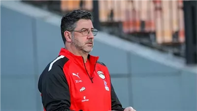 بعد رحيله عن باناثانايكوس.. تقرير برتغالي يؤكد اقتراب فيتوريا من تدريب الأهلي