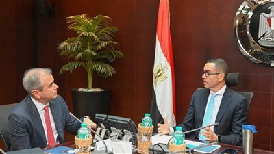 لتوفير الكهرباء، وزير الاستثمار يبحث مع مؤسس شركة الكازار للطاقة فرص التعاون 