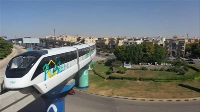 بالصور، استمرار التشغيل التجريبي لمونوريل شرق النيل بدون ركاب