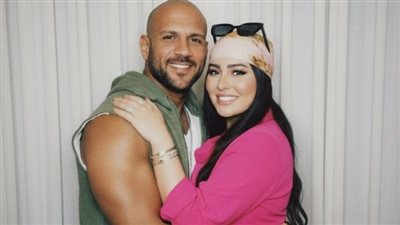 مي كمال تكشف سر طلاقها من أحمد مكي: «لا كملنا صحاب ولا حتي حبايب» (فيديو)