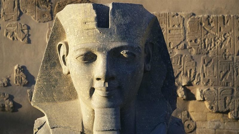 بعد 96 عامًا، الآثار
