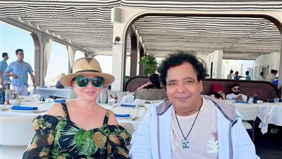 إلهام شاهين ومحمد منير و أجواء مميزة في آخر الصيفية (صور)