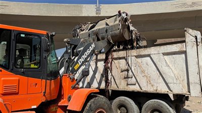 محافظة الجيزة ترفع 100 طن من المخلفات في حملة نظافة موسعة بالهرم