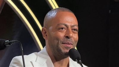 شكرًا للي سمحولي أقدم فن محترم، تامر عاشور يوجه رسالة بعد فوزه بجائزة 