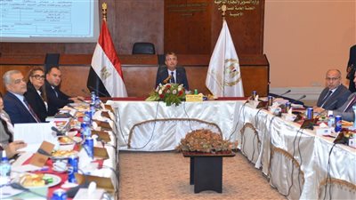 بـ883 مليون جنيه تعاقدات.. وزير التموين يدعو لتعزيز الشراكة مع القطاع الخاص لتنفيذ المشروعات