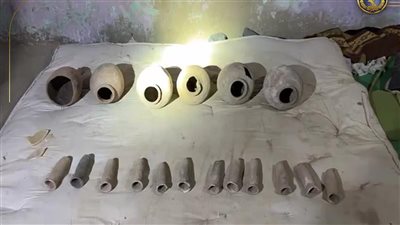 بحوزتهم 18 قطعة، سقوط عصابة التنقيب عن الاثار بالبدرشين  