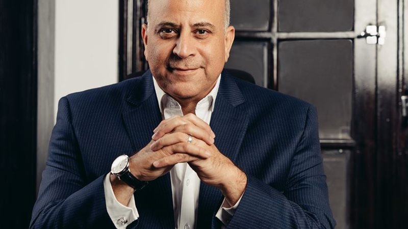 عمرو غلاب، الأمين