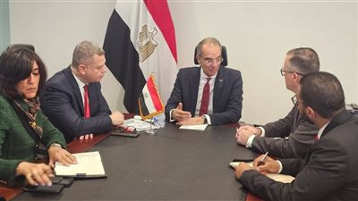 خلال زيارته للولايات المتحدة، وزير الاتصالات يبحث مع شركات أمريكية توسيع استثماراتها في مصر