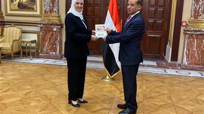 زينب فهيم أول سيدة تتسلم عضوية مجلس الشيوخ: تمكين المرأة من أولوياتي