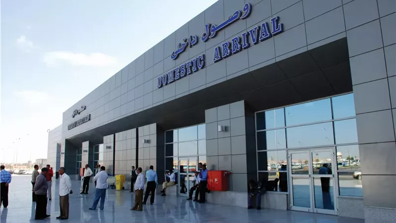 مطار مرسى علم يستقبل
