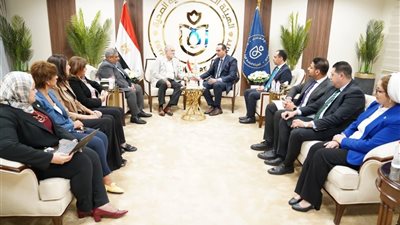 الرعاية الصحية تبحث مع يونيليفر تعزيز الشراكة في حملة «صحتك امسك فيها بإيدك وسنانك»