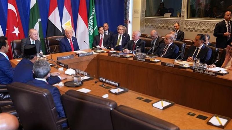 اجتماع ترامب مع عدد
