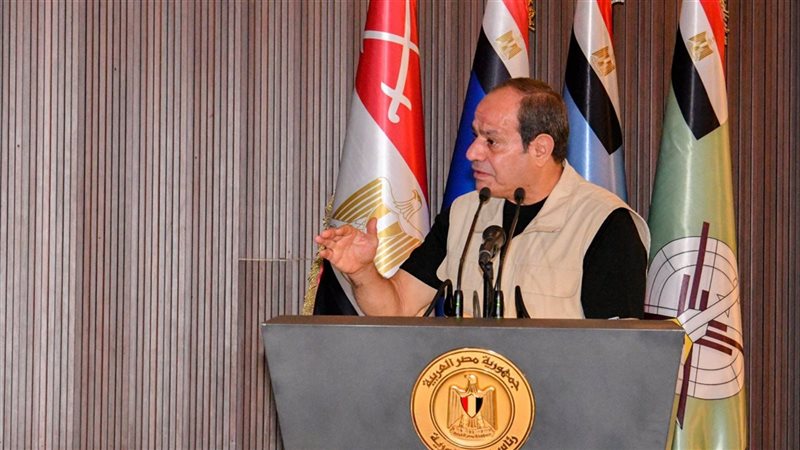 الرئيس السيسي يتفقد