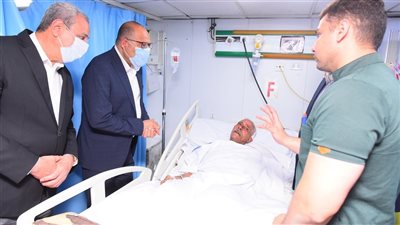 وزيرالعمل ومحافظ الغربية يطمئنان على مصابي حريق المحلة ويعزيان أسر الضحايا