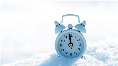 متى يبدأ تفعيل التوقيت الشتوي، أخر الساعة 60 دقيقة في هذا الموعد 