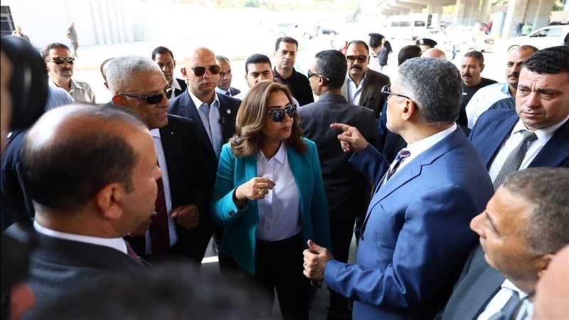 عوض والنجار يتابعان