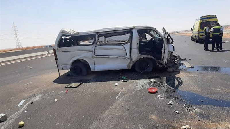 حادث تصادم سيارتين-