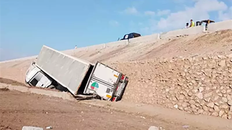 حادث انقلاب سيارة