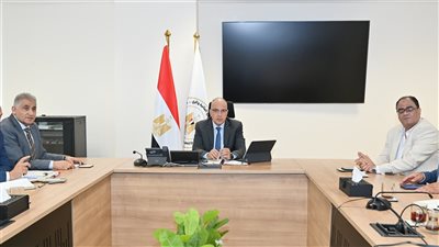 وزير الري: الانتهاء من حماية جوانب نهر النيل بطول 1900 متر بمحافظة سوهاج