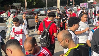 توافد جماهيري كبير على ستاد القاهرة استعدادًا لمباراة القمة (صور)