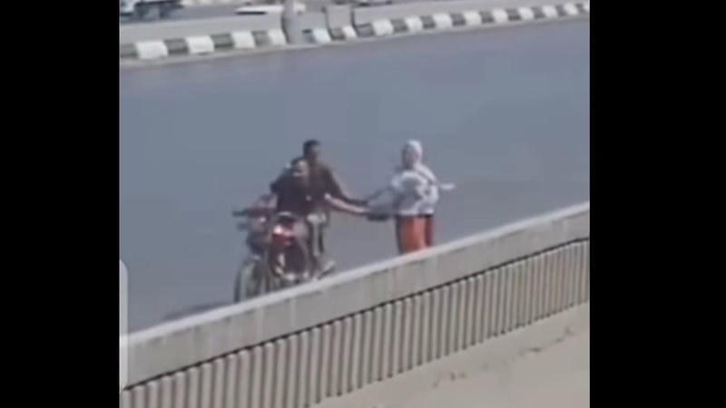 سرقة فتاة على الدائري