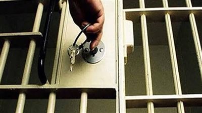 إخلاء سبيل المتهمين بالاعتداء على سيدة أمام إحدى المدارس بالجيزة إخلاء