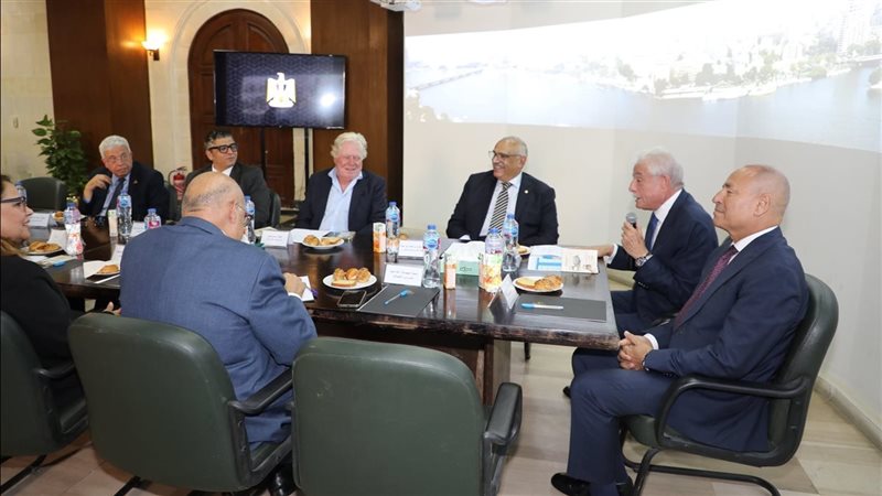 لقاء مستشار رئيس