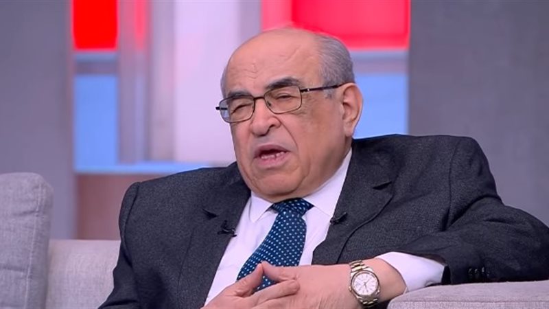 مصطفى الفقي