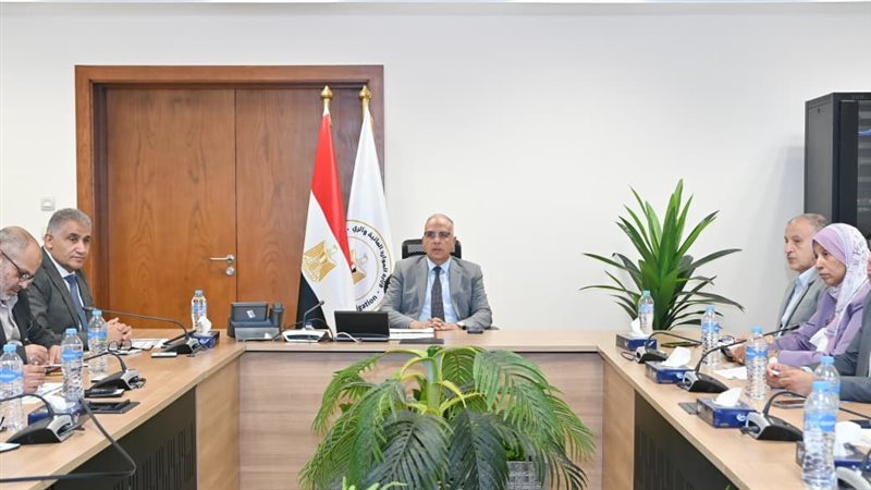 وزير الري - جانب