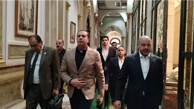 توافد كثيف لأعضاء الشيوخ قبل انطلاق الجلسة الافتتاحية لدور الانعقاد الأخير (صور)