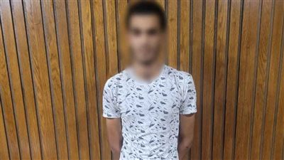 بعد تداول الفيديو، الداخلية تلقي القبض على شاب تعدى على جارته بالإسكندرية 