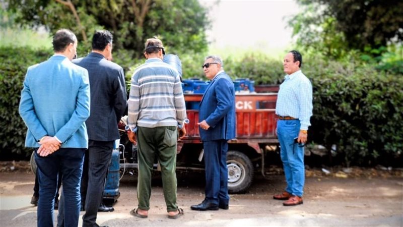 محافظ الدقهلية يستوقف