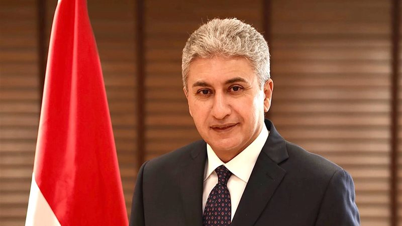 وزير السياحة يفتتح