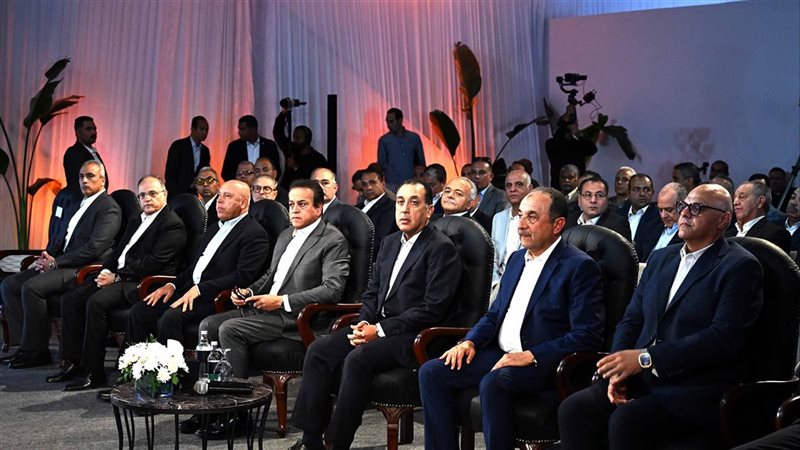 جانب من افتتاح مصانع