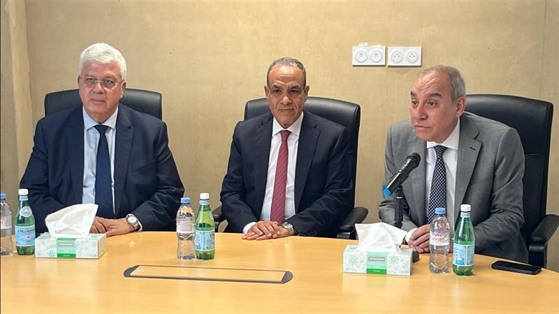 جانب من زيارة وزير