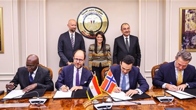 توقيع خطابات نوايا لتمويل مشروع 