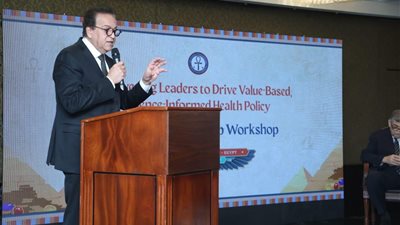 الاستثمار في الصحة، عبدالغفار يستعرض العوائد الاقتصادية وإنجازات مبادرات 