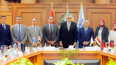 المجلس الأعلى لشئون التعليم  يناقش الية مشاركة الطلاب في منافسات الجامعي المثقف