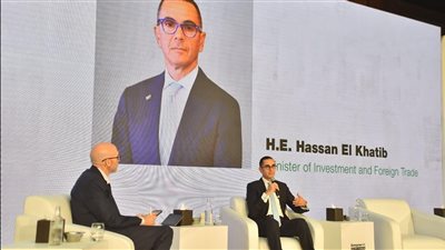 بشهادة وزير الاستثمار: هل عاد القطاع الخاص ليقود قاطرة الاقتصاد الوطني؟