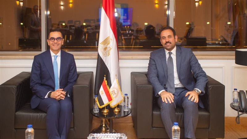 وزير الاستثمار يثمن