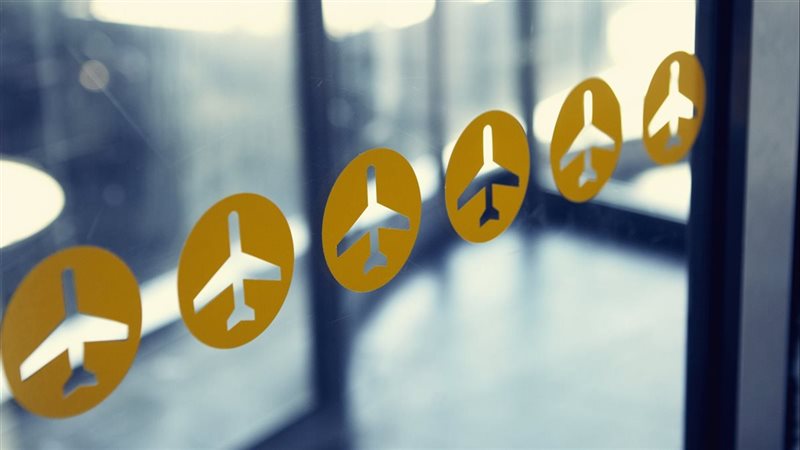 النرويج تعلق الرحلات