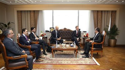 إنشاء أول مشروع صناعي لإزالة الكربون في مصر بالتعاون مع شركة سكاتك النرويجية