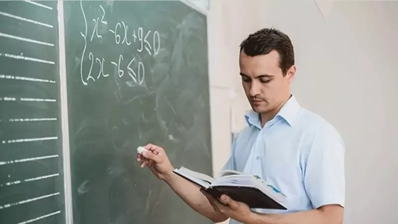 معلمو اللغة الأجنبية