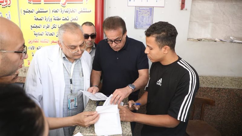 جولة مفاجئة لوزير